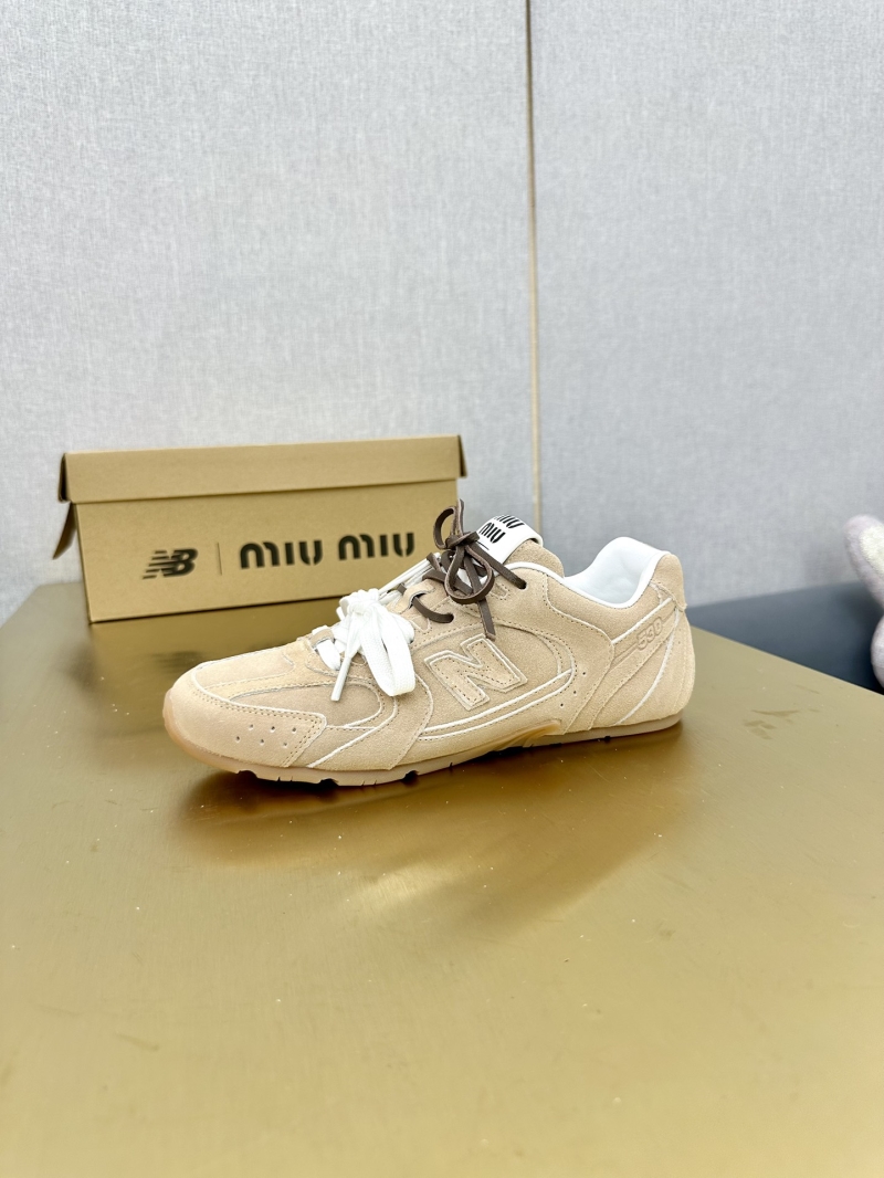 Miu Miu Casual Shoes